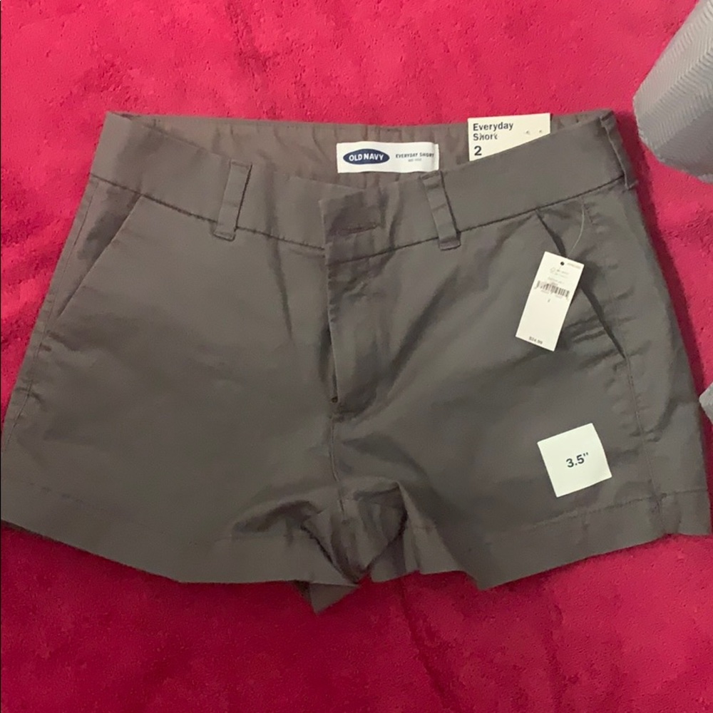Old navy everyday short size 2. 3.5 inch inseam